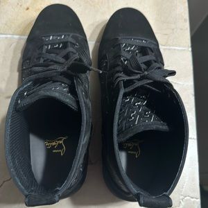 Purchased brand new. Bought size to big. Wore them 3 times.In perfect condition.